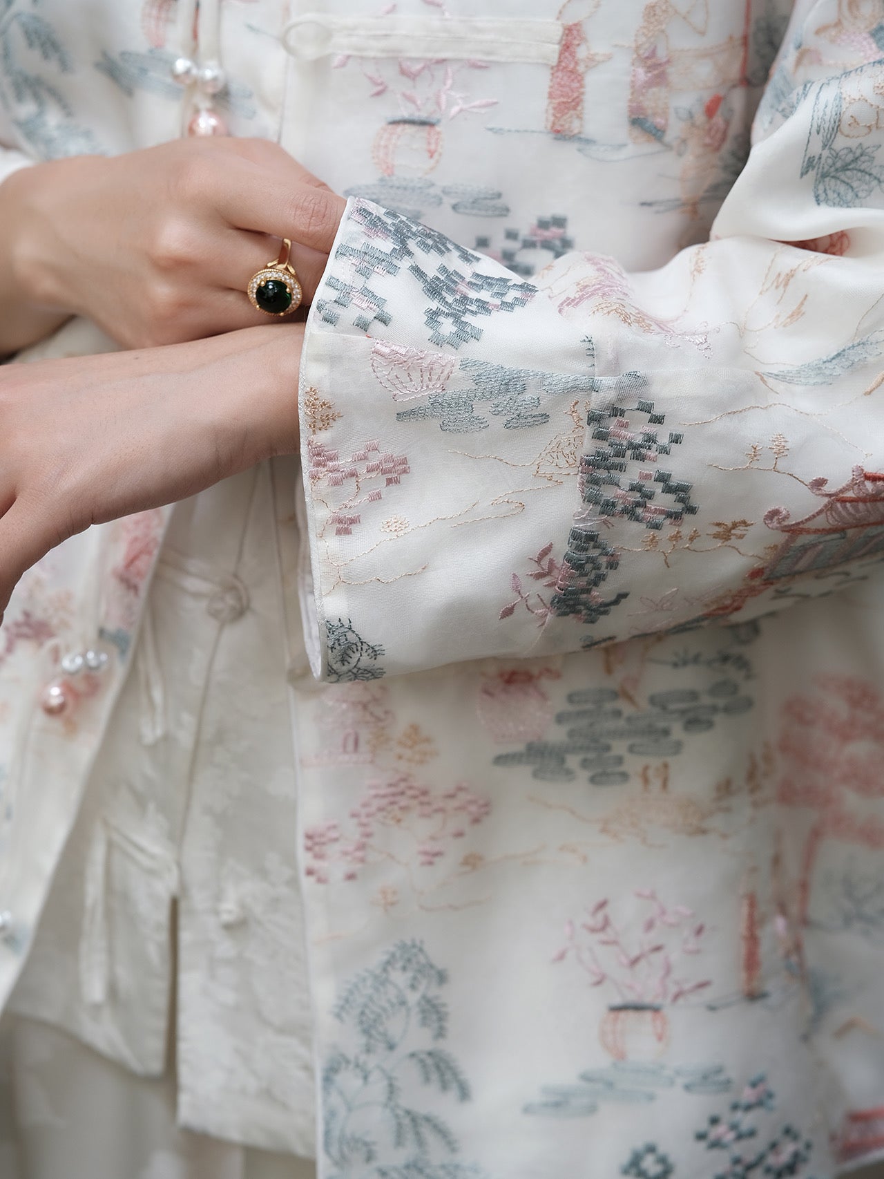 Ruyi reversible embroidery coat