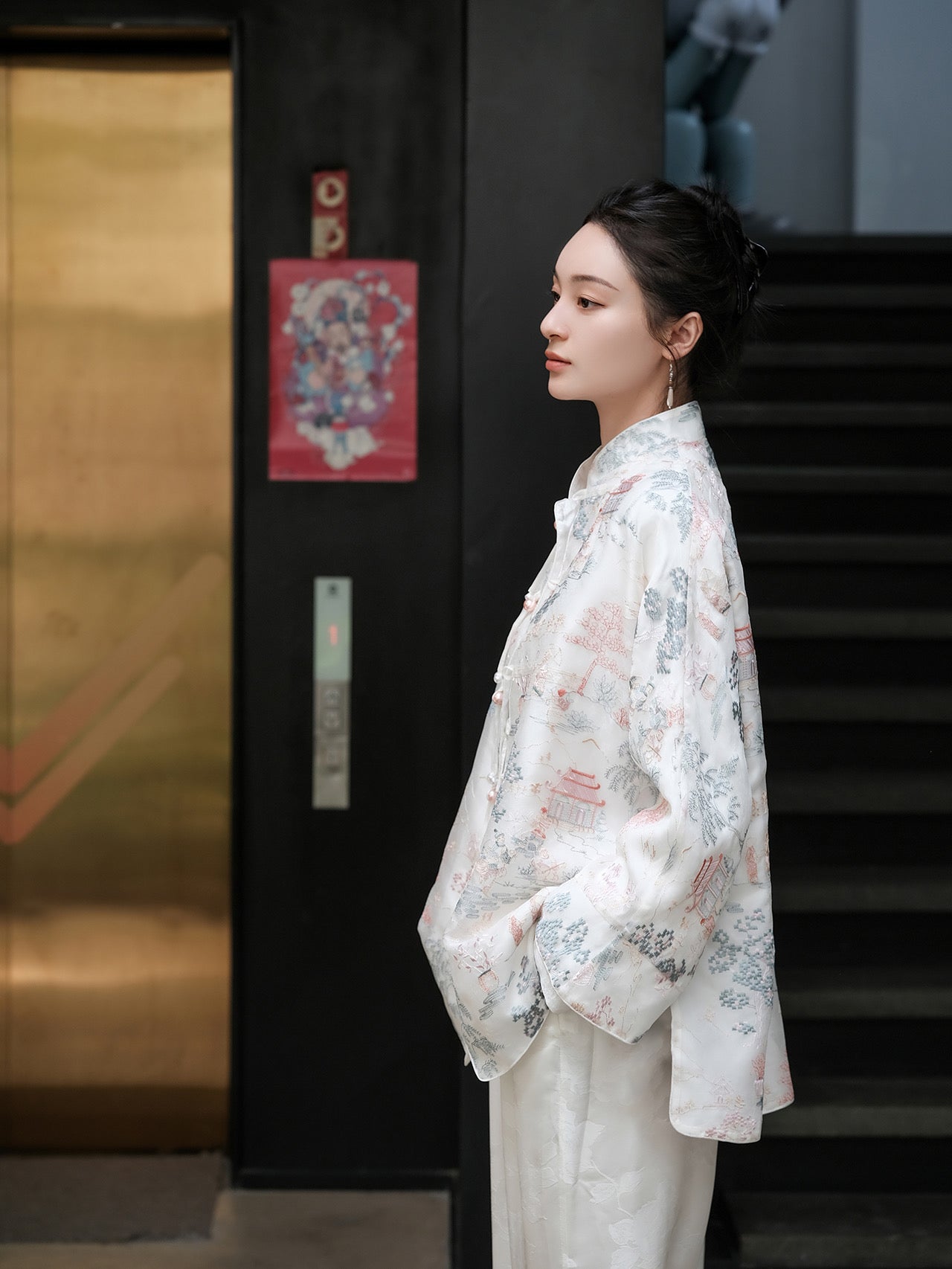 Ruyi reversible embroidery coat