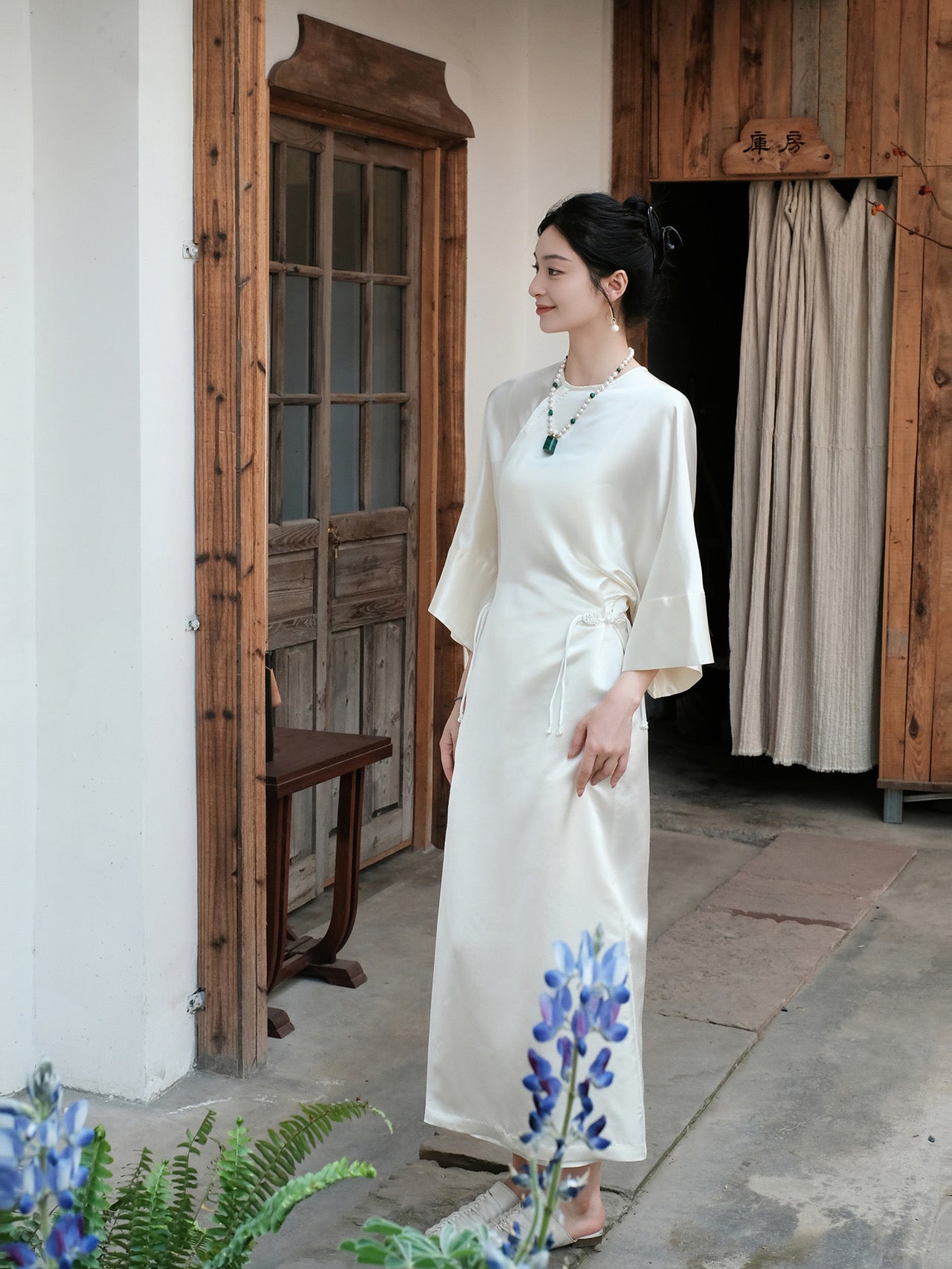 Chic White Dress