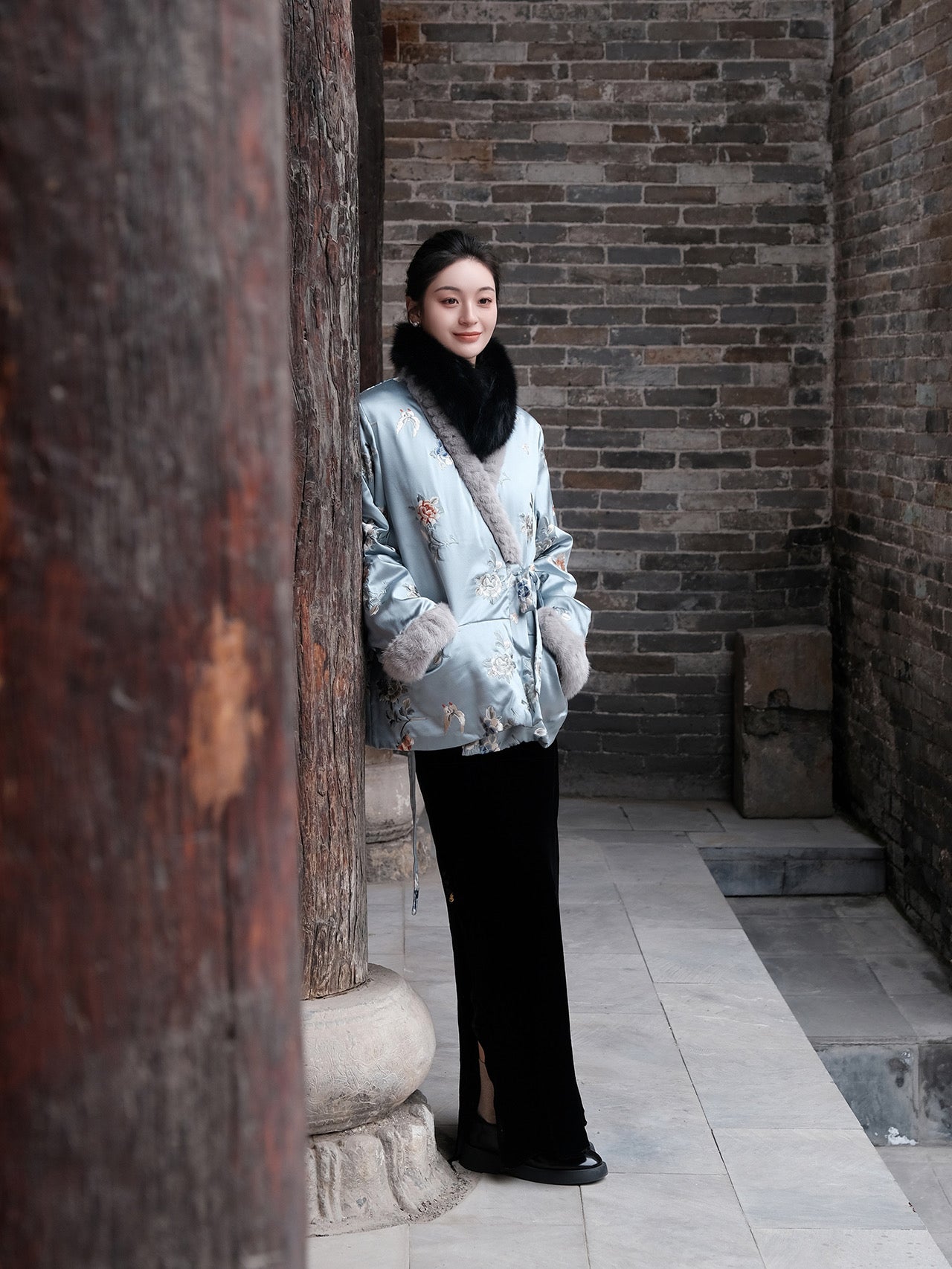 Silk hand push embroidered cotton clothing