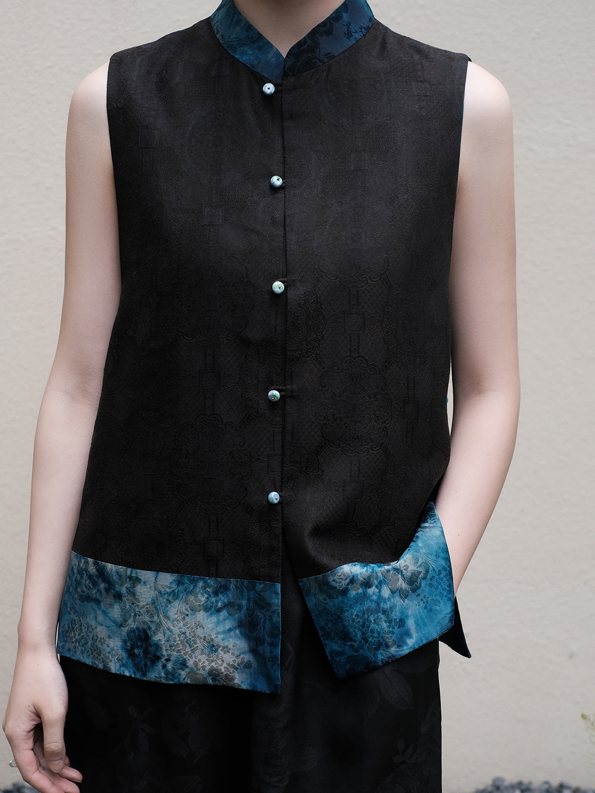 Blue and white porcelain reversible tie-dye vest