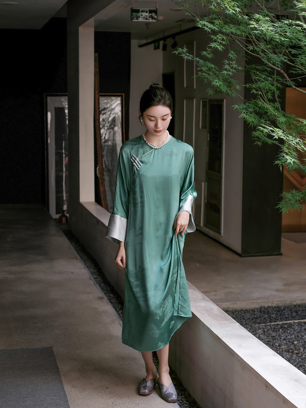 A Thousand Li of Rivers and Mountains Dress x The Palace Museum Collaboration