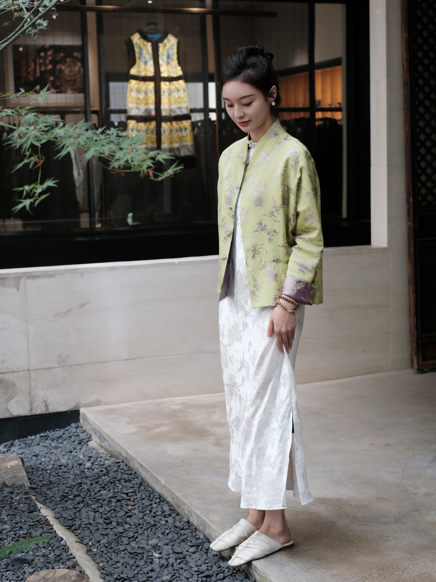 Silk Jacquard Classic Floral Jacket——— reversible