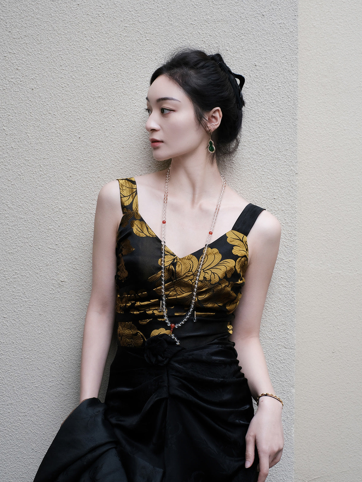 Republic of China silk distressed fabric vest
