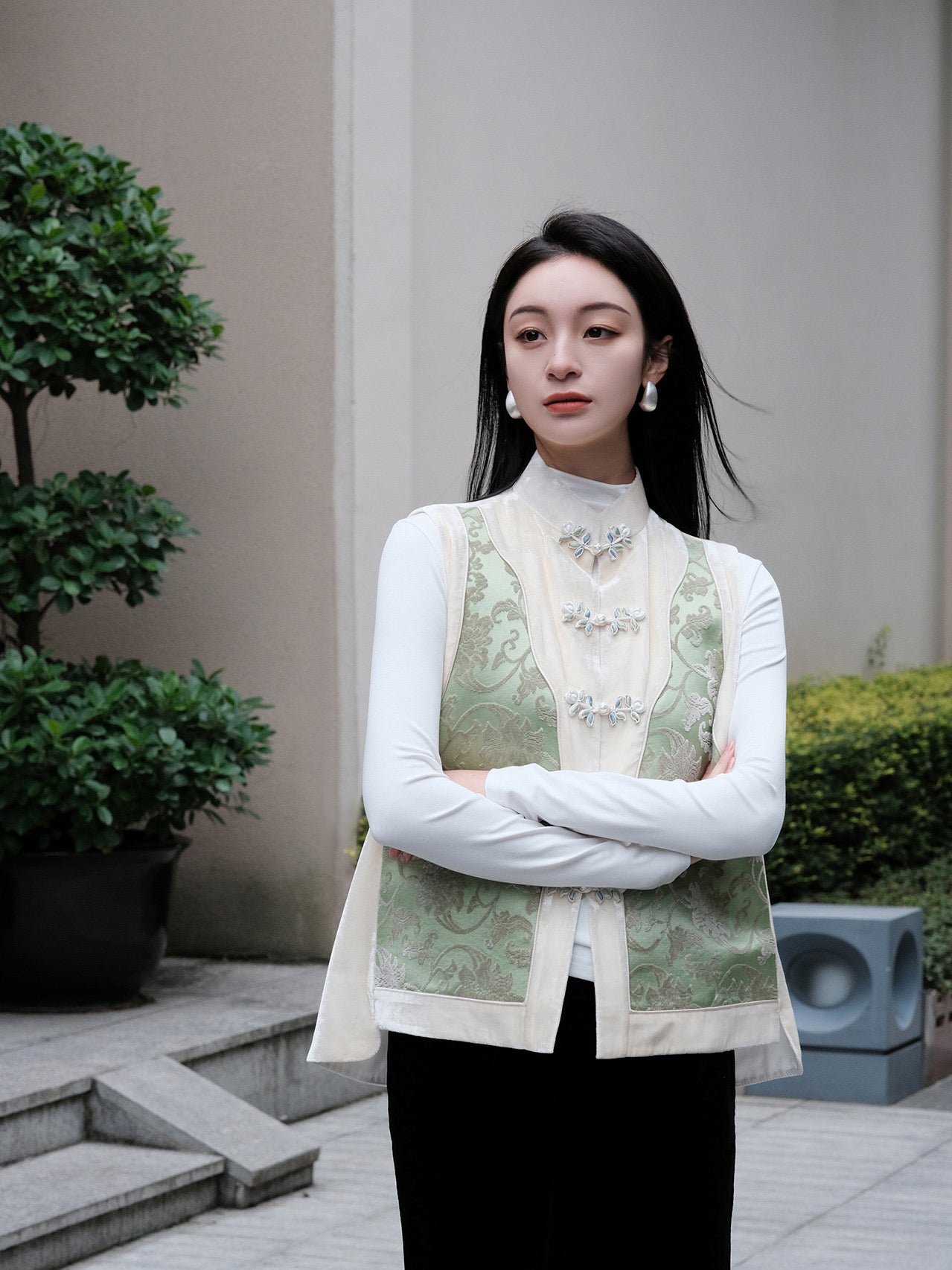Wormwood pattern Zhang satin vest