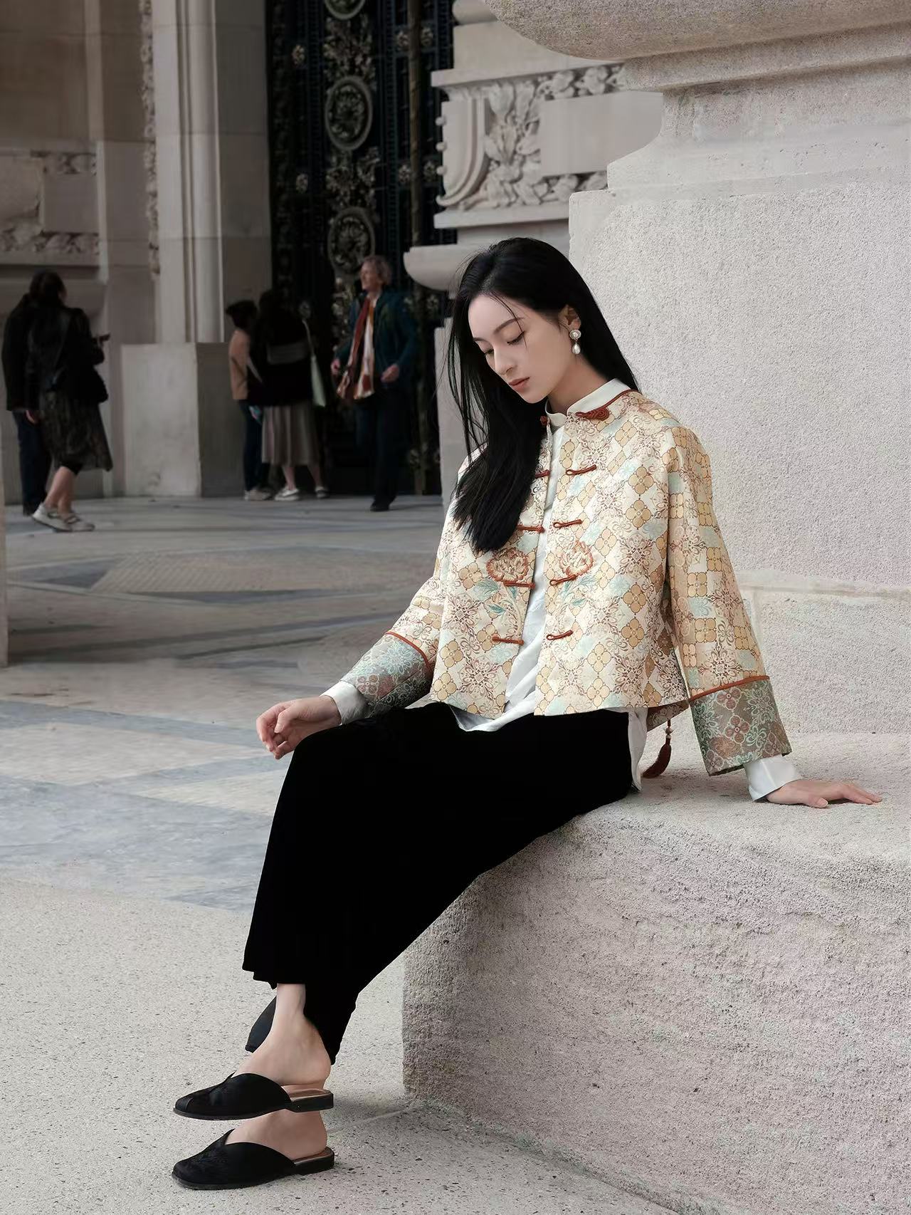 Peony Embroidered Jacquard Jacket X Guo Pei