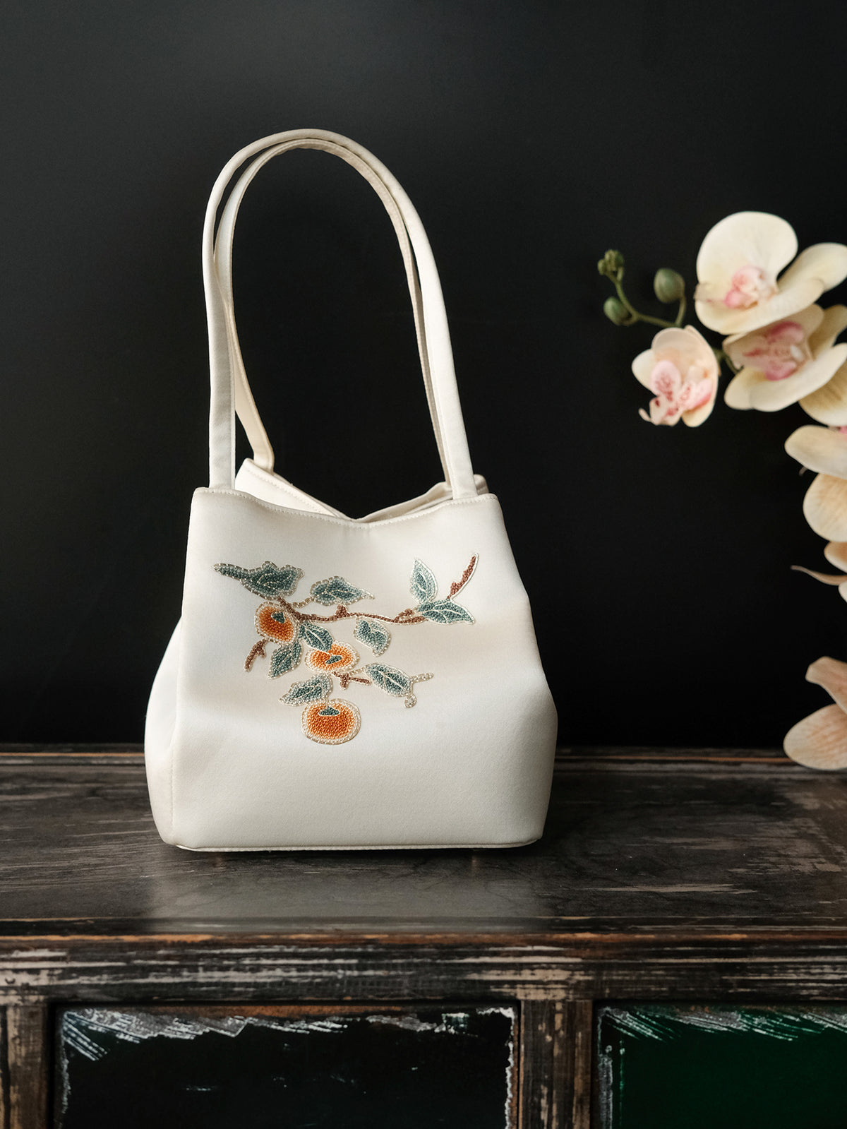 Ruyi Hand-Embroidered Seed Stitch Bag